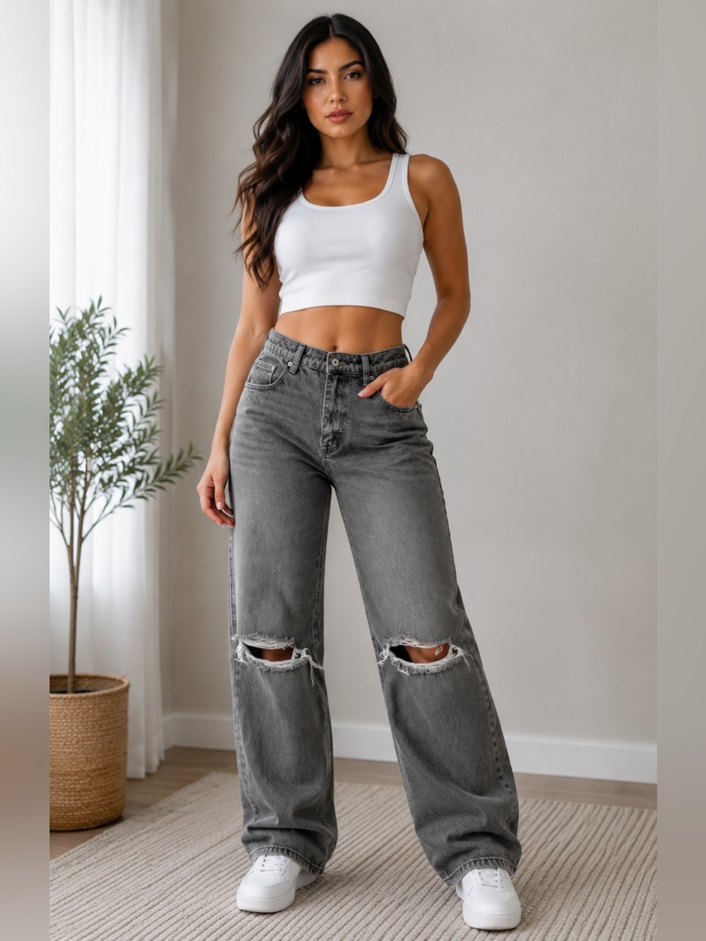Gray Distressed Straight Leg Jeans – Size 34